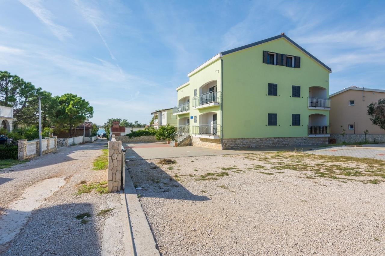 Appartamento By The Sea - 18515 Vir